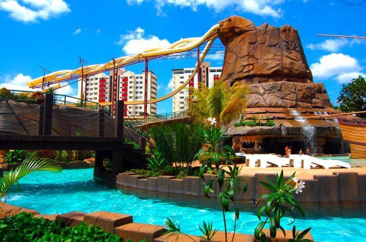Piazza Diroma - Com Acesso Acqua Park Cn-Go Aparthotel Caldas Novas Luaran gambar
